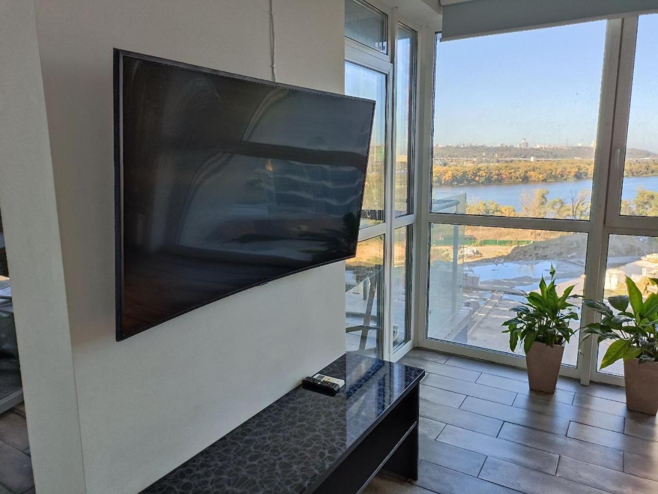 4 Rooms Apartment With A View Of The Dnieper River Kiev Luaran gambar